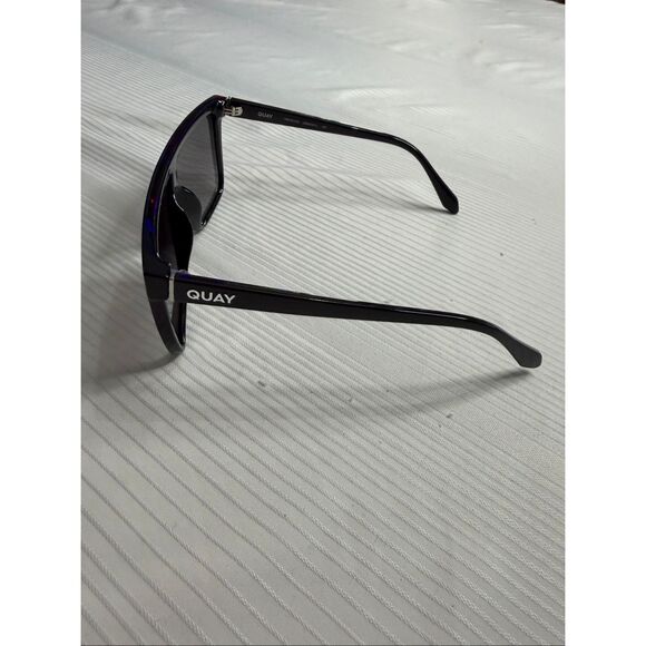 QUAY AUSTRALIA NIGHTFALL BLACK FADE LENS SUNGLASSES NEW WITH CASE UNISEX main image 11